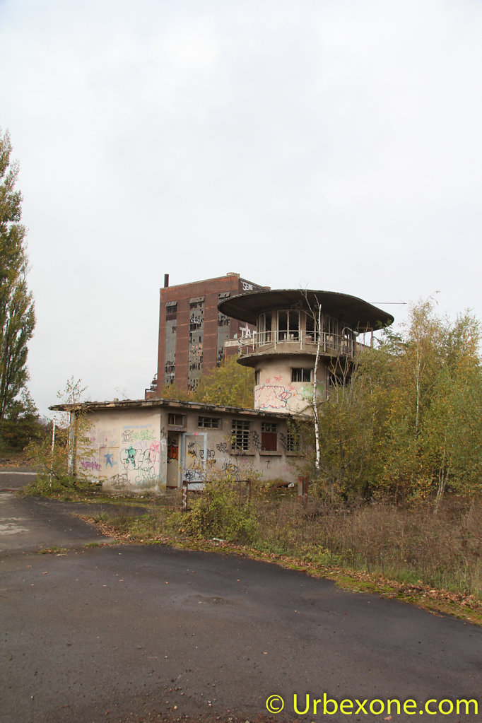 2014-10-Old-Power-Plant-1.jpg