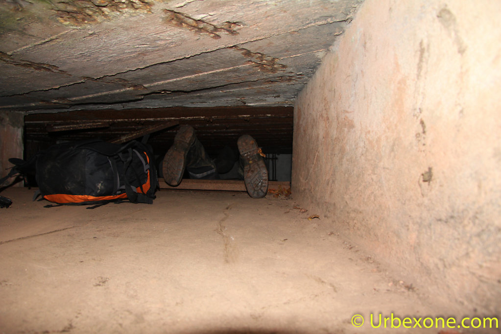 2014-10-wwII-bunker-big-one-4.jpg