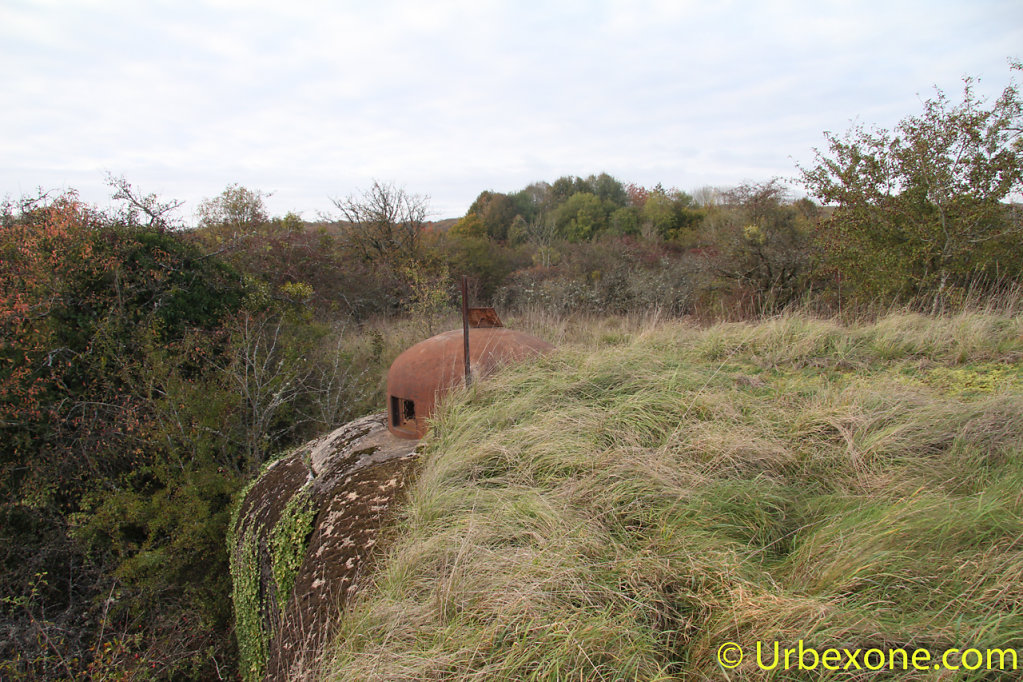 2014-10-other-small-bunker-14.jpg