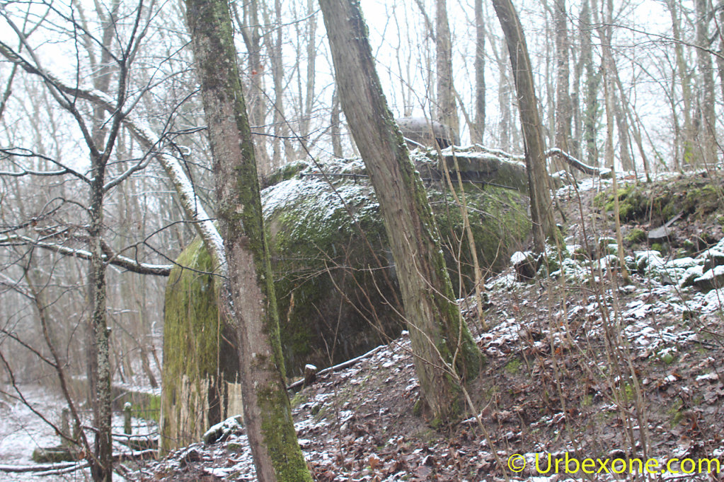 2015-01-small-bunker-2.jpg